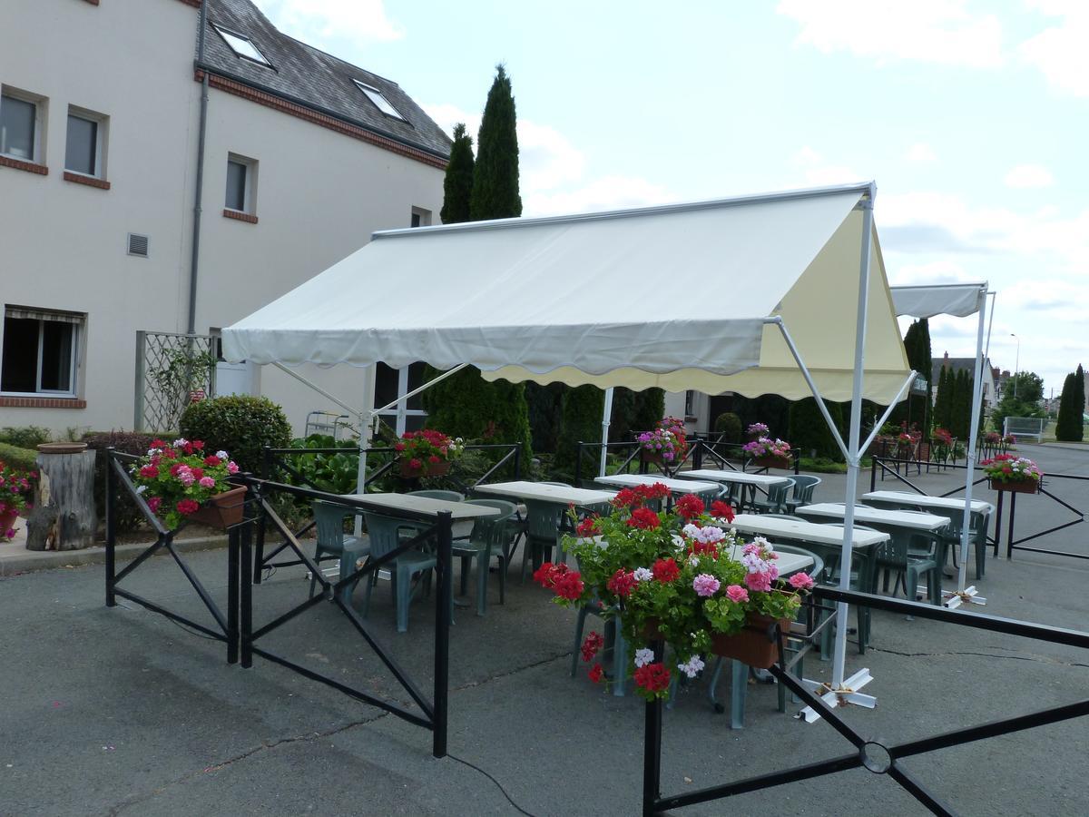 Hostellerie Du Chateau Saint-Pere-sur-Loire Εξωτερικό φωτογραφία