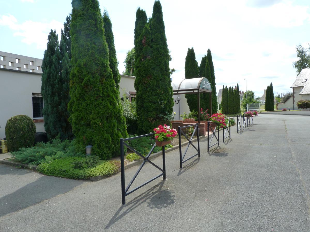 Hostellerie Du Chateau Saint-Pere-sur-Loire Εξωτερικό φωτογραφία